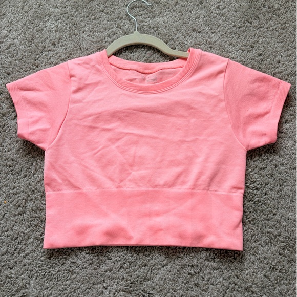 Offline Crop top Bundle of 5 - Hot pink, peach, Blue, Black, White - Picture 3 of 7
